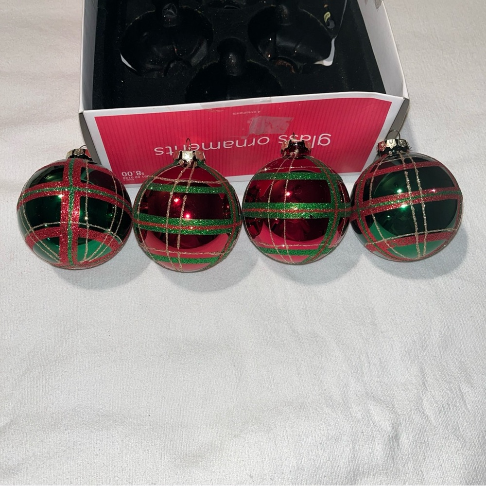 Vintage Festive Red and Green plaid Holiday Ornaments - Picture 5 of 10